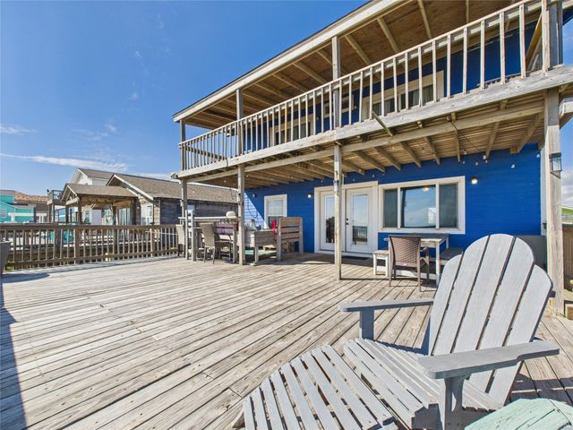 1654 Sandpebble Place, Surfside Beach, TX 77541