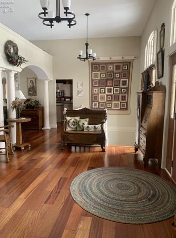 4308 River Road, Norwalk, OH 44857