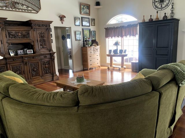 4308 River Road, Norwalk, OH 44857