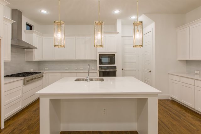 6105 Echelon Way, Plano, TX 75024