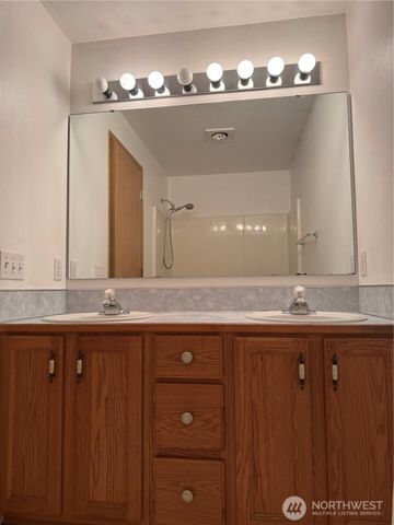 16322 83rd Court SE, Yelm, WA 98597