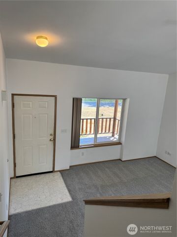 16322 83rd Court SE, Yelm, WA 98597
