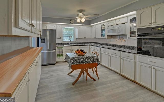 1398 Cleveland Mill Road, Hartwell, GA 30643