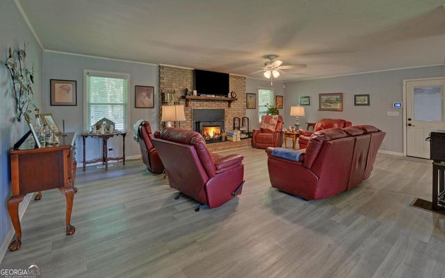 1398 Cleveland Mill Road, Hartwell, GA 30643