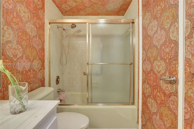 4330 Hillcrest Dr 807 807, Hollywood, FL 33021