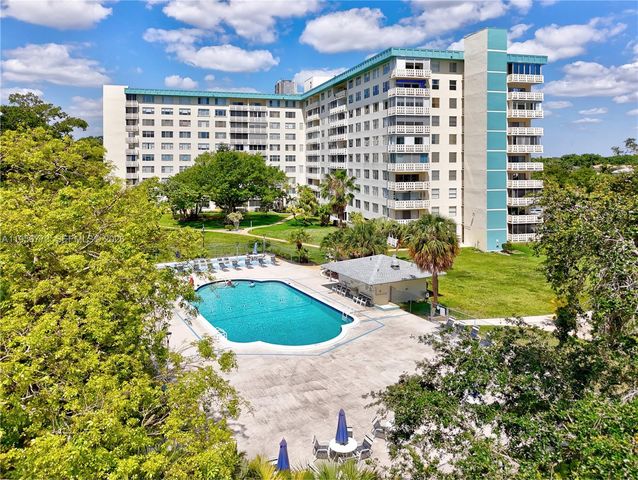 4330 Hillcrest Dr 807 807, Hollywood, FL 33021