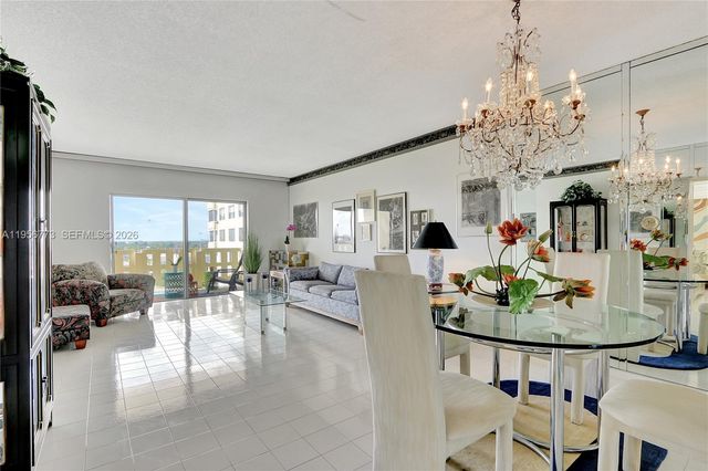 4330 Hillcrest Dr 807 807, Hollywood, FL 33021