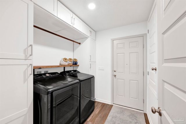 3869 James Stovall St, Pensacola, FL 32526