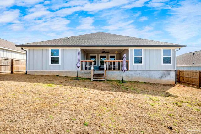 3869 James Stovall St, Pensacola, FL 32526