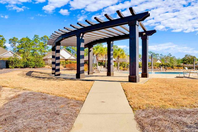 3869 James Stovall St, Pensacola, FL 32526