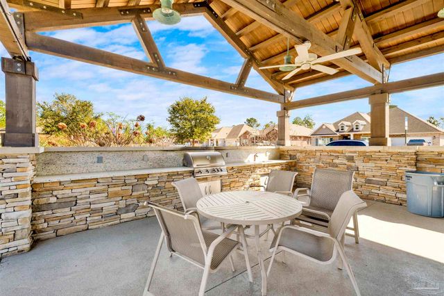 3869 James Stovall St, Pensacola, FL 32526