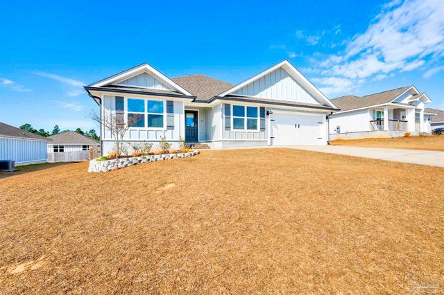 3869 James Stovall St, Pensacola, FL 32526