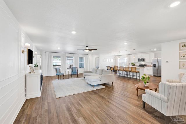 3869 James Stovall St, Pensacola, FL 32526