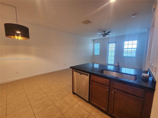 2813 SW 119th Way, Miramar, FL 33025