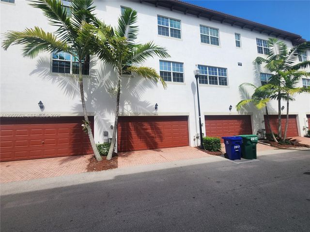 2813 SW 119th Way, Miramar, FL 33025
