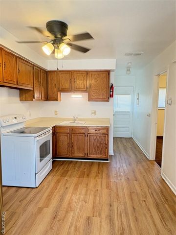 4192 Drouillard 4192 Drouillard, Lincoln Park, MI 48146