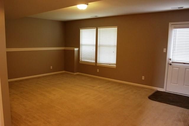 4708 Park Lane, Leavenworth, KS 66048