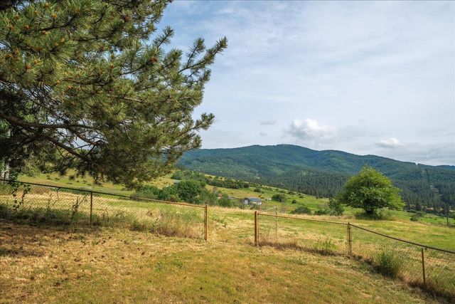 3615 S Molter Rd, Liberty Lake, WA 99019