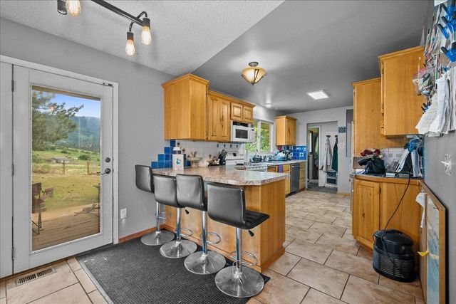3615 S Molter Rd, Liberty Lake, WA 99019
