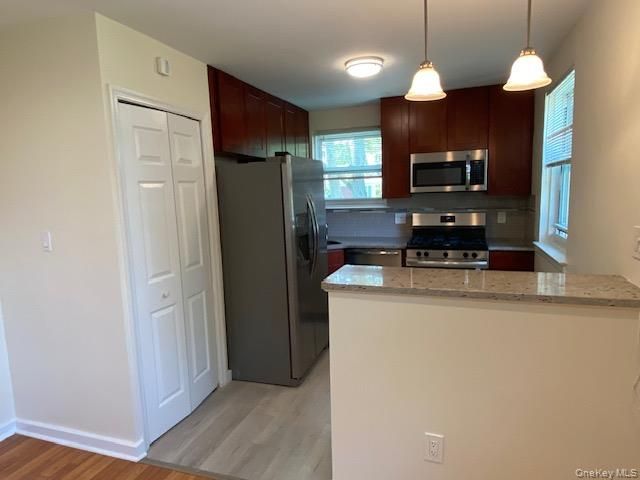 73-23 255th Street G-2, Glen Oaks, NY 11004