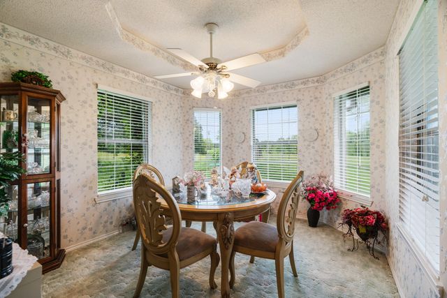 570 N Center, Blossom, TX 75416