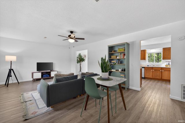 1012 W Acres Drive, Spencer, IN 47460