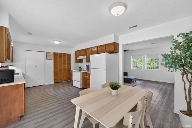 1012 W Acres Drive, Spencer, IN 47460
