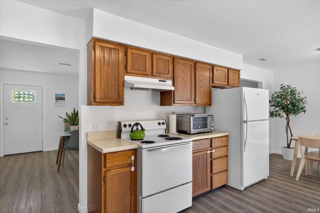1012 W Acres Drive, Spencer, IN 47460