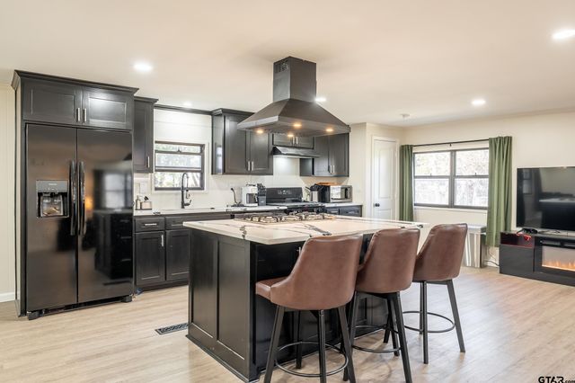 470 County Road 1812, Clifton, TX 76634