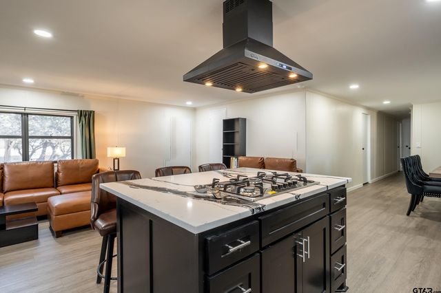 470 County Road 1812, Clifton, TX 76634