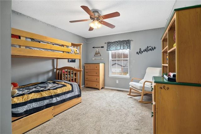 5008 University Avenue, St Joseph, MO 64503