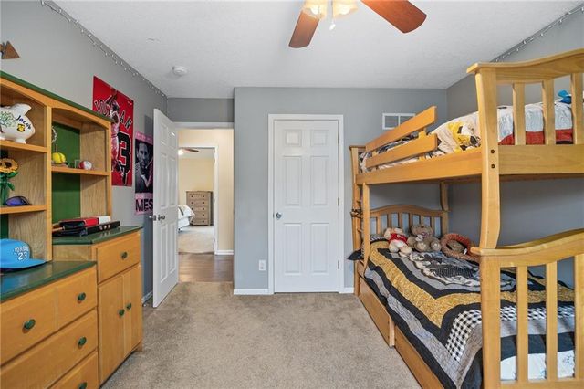 5008 University Avenue, St Joseph, MO 64503