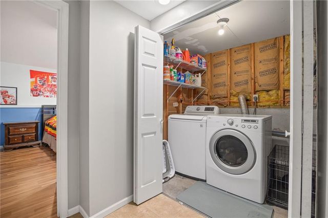 5008 University Avenue, St Joseph, MO 64503