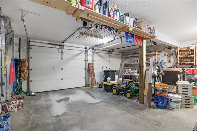 5008 University Avenue, St Joseph, MO 64503