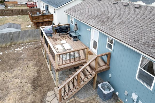 5008 University Avenue, St Joseph, MO 64503