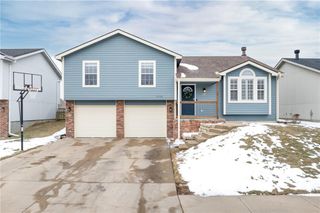 5008 University Avenue, St Joseph, MO 64503