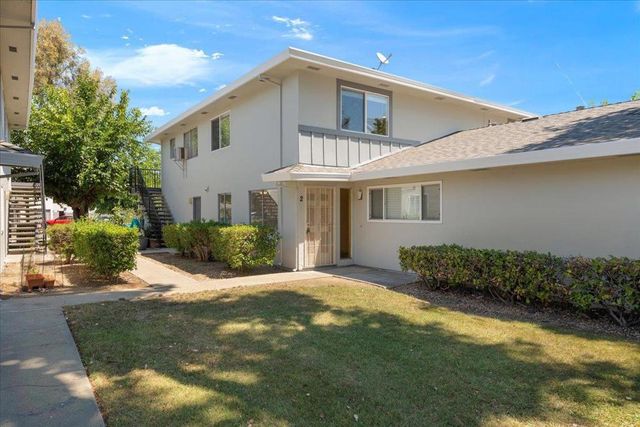 323 Blossom Hill Road 2, San Jose, CA 95123