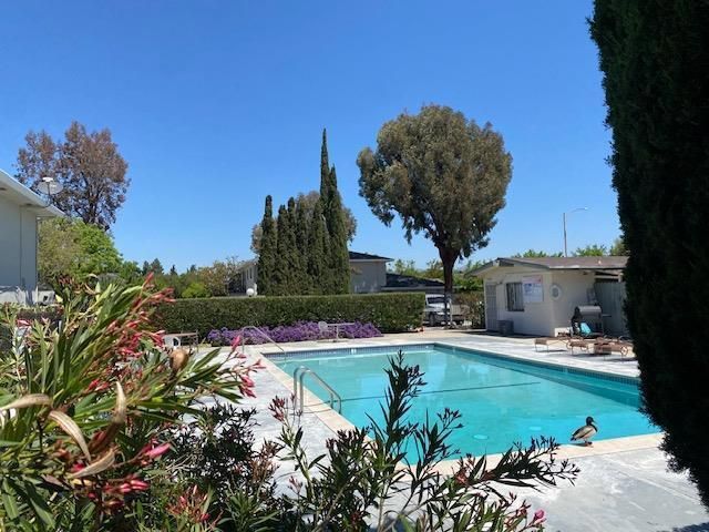323 Blossom Hill Road 2, San Jose, CA 95123