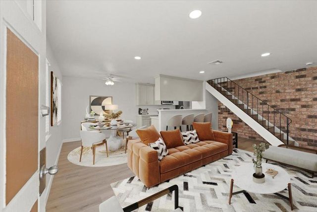 323 Blossom Hill Road 2, San Jose, CA 95123
