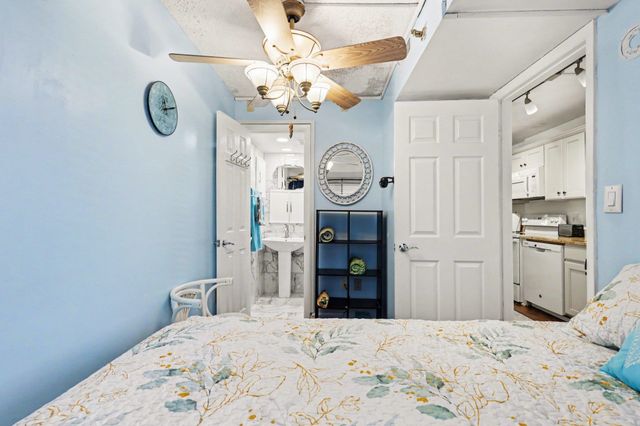 1709 S Ocean Blvd Unit 407, North Myrtle Beach, SC 29582