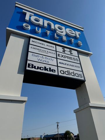 1709 S Ocean Blvd Unit 407, North Myrtle Beach, SC 29582