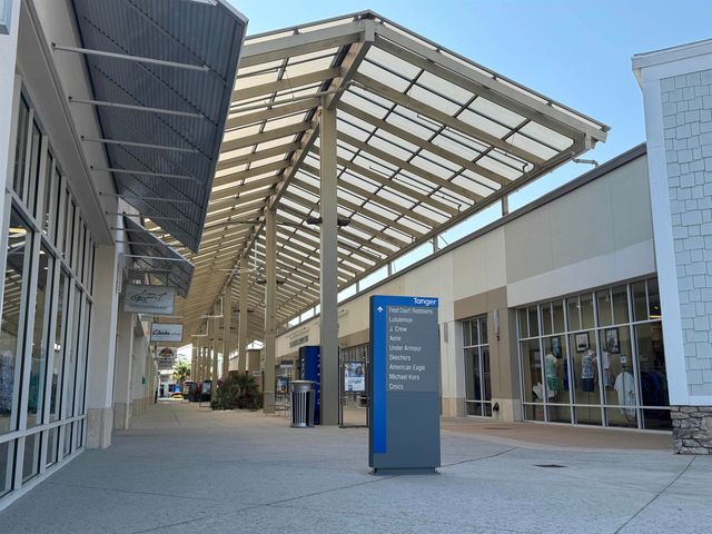 1709 S Ocean Blvd Unit 407, North Myrtle Beach, SC 29582