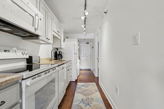 1709 S Ocean Blvd Unit 407, North Myrtle Beach, SC 29582