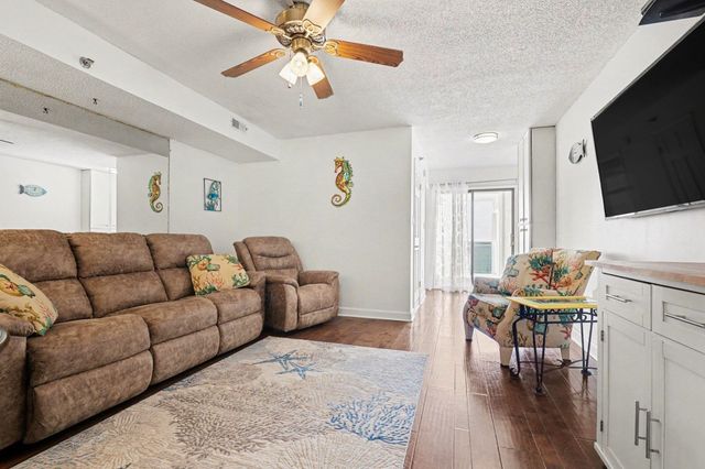 1709 S Ocean Blvd Unit 407, North Myrtle Beach, SC 29582