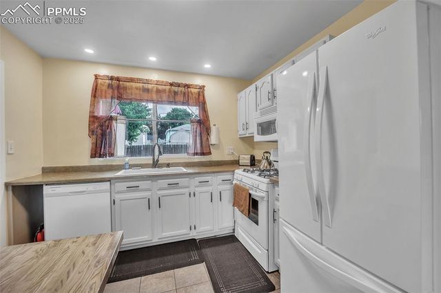 2325 Revere Lane, Colorado Springs, CO 80907