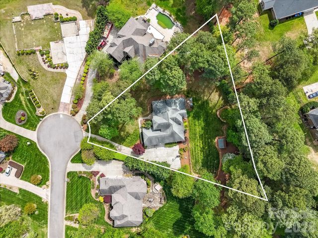 112 Misty Meadows Court, Mooresville, NC 28117