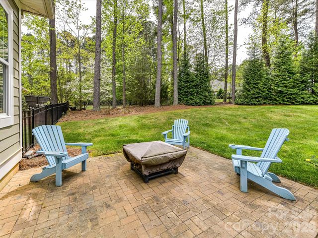 112 Misty Meadows Court, Mooresville, NC 28117