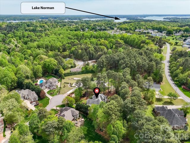 112 Misty Meadows Court, Mooresville, NC 28117