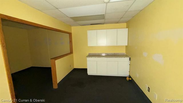 20219 Carlysle Street, Dearborn, MI 48124