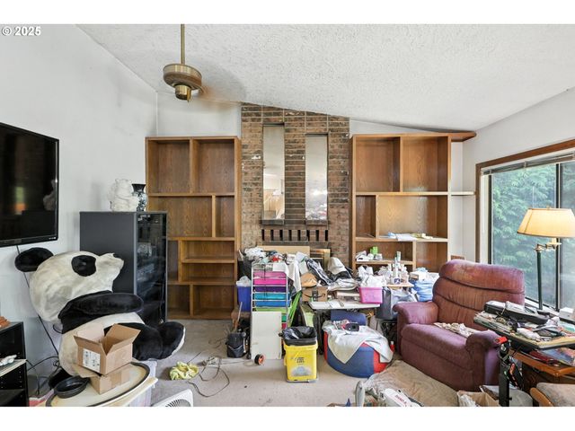 1549 Sw 13TH Cir, Troutdale, OR 97060